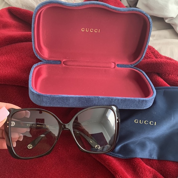 Gucci Oversized Brown Glasses - Picture 8 of 11